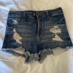 Ripped style denim shorts